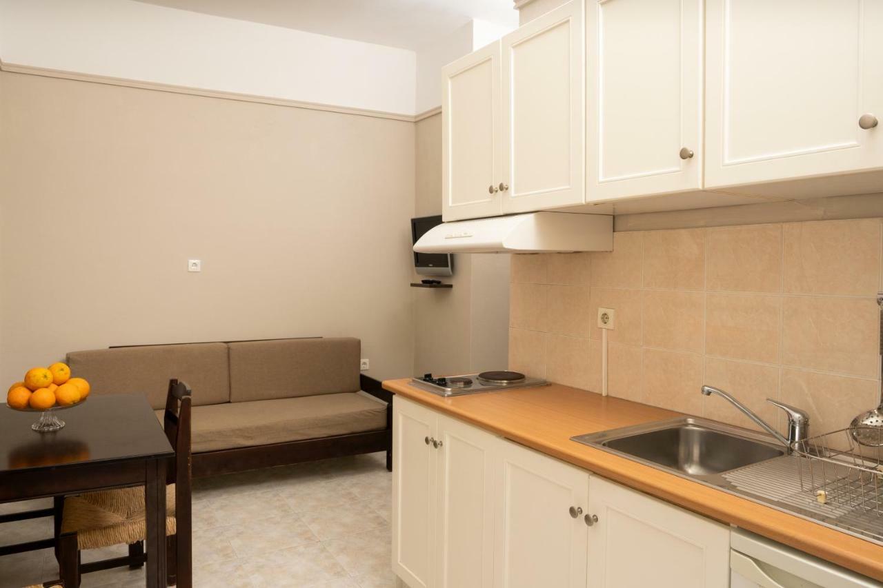 קאטו דרטסו Talos Hotel Apartments מראה חיצוני תמונה