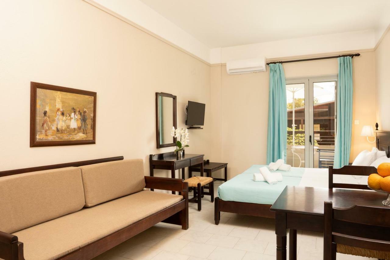 קאטו דרטסו Talos Hotel Apartments מראה חיצוני תמונה